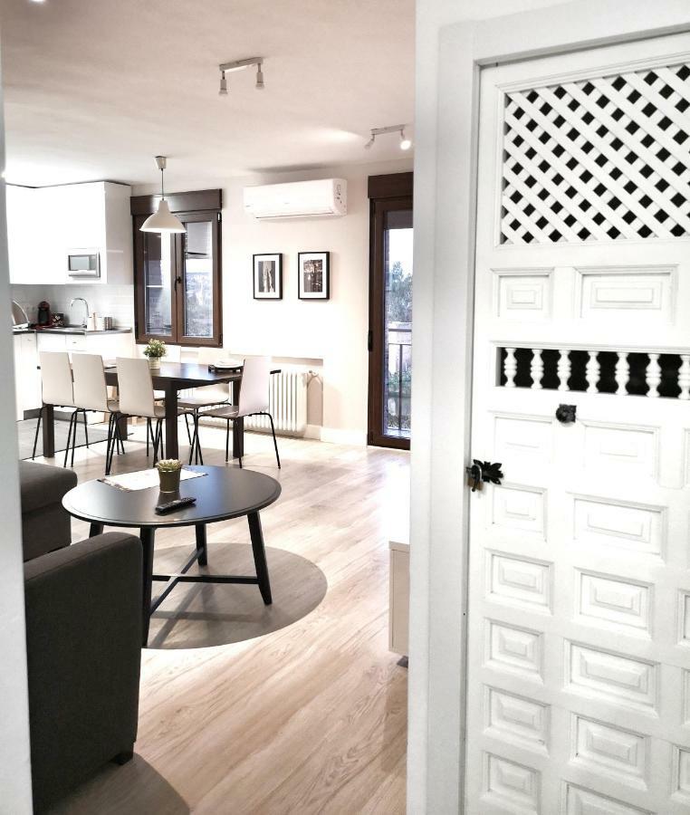 Leyenda De La Cava Apartment โตเลโด ภายนอก รูปภาพ